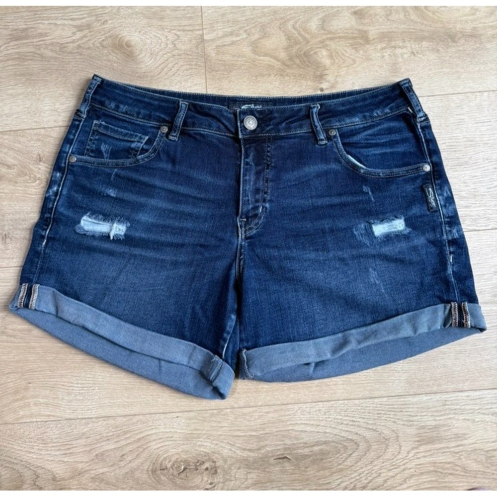 Womens Silver Jeans denim SAM SHORT stretch distressed 4'' inseam size 32